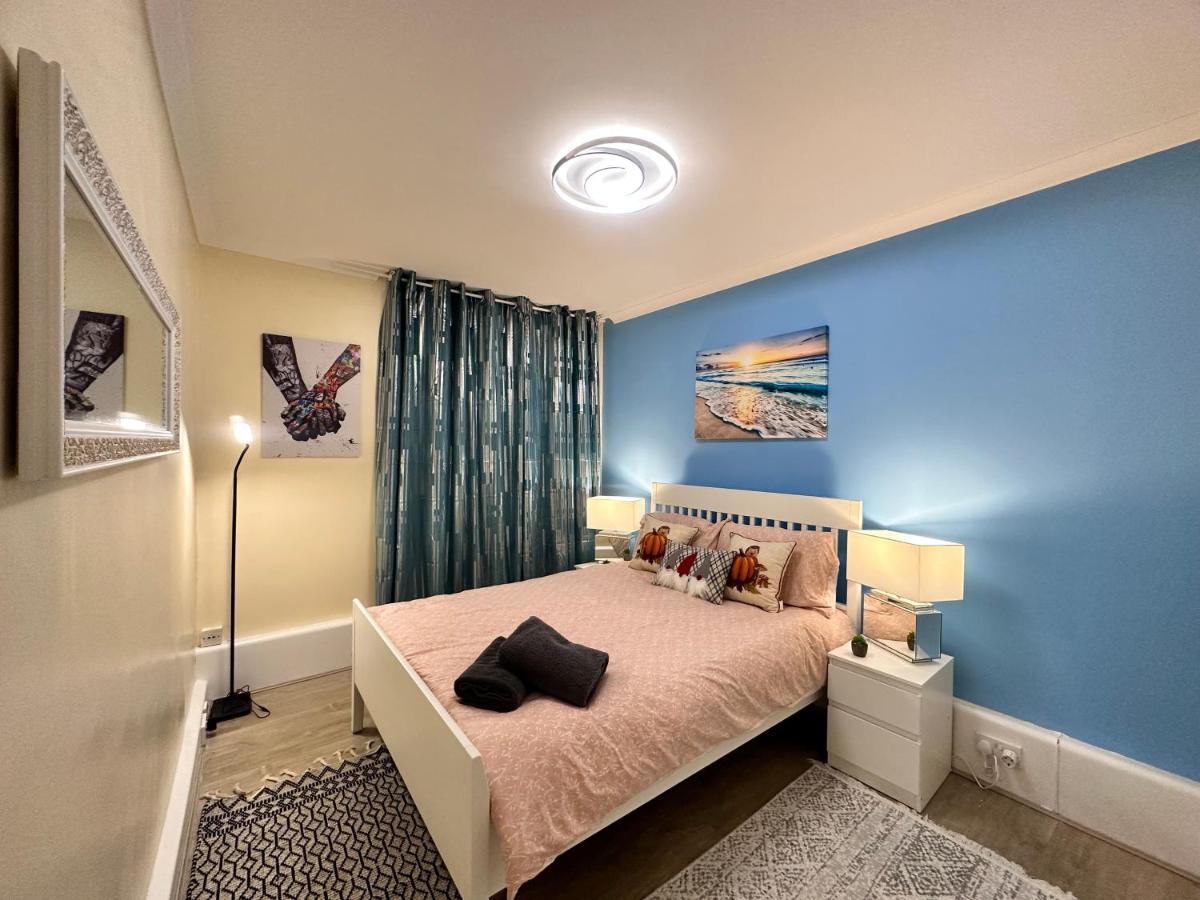 Posh 2-Bedroom, Living Room, Kitchen & 1.5 Bathroom 伦敦 外观 照片
