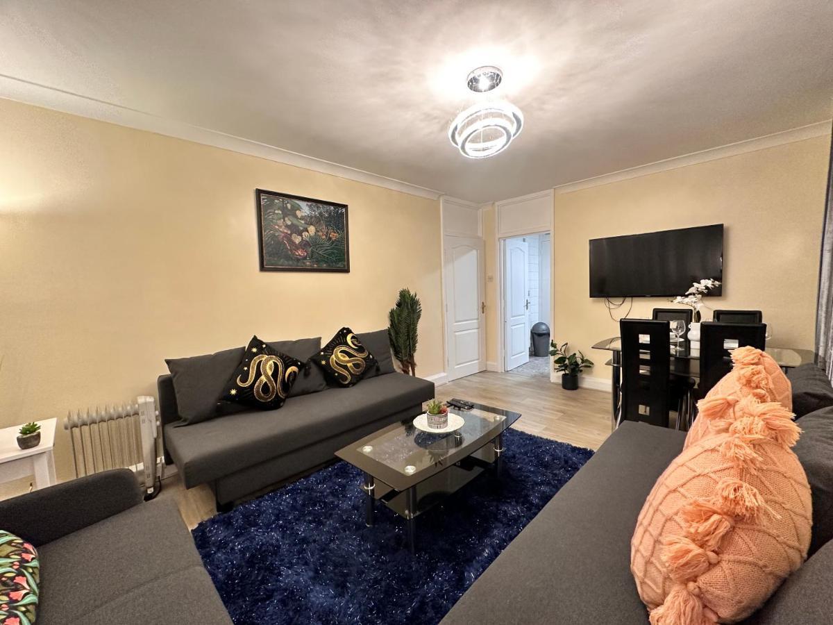 Posh 2-Bedroom, Living Room, Kitchen & 1.5 Bathroom 伦敦 外观 照片